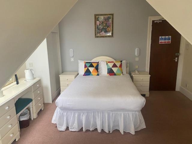 Runnymede Court Hotel Saint Helier Zewnętrze zdjęcie